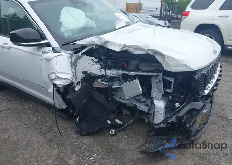 2024 Jeep Grand Cherokee 4Xe from USA, damaged, VIN 1C4RJYB65RC681692